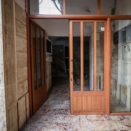 Near Me Apartments Тирана Екстер'єр фото