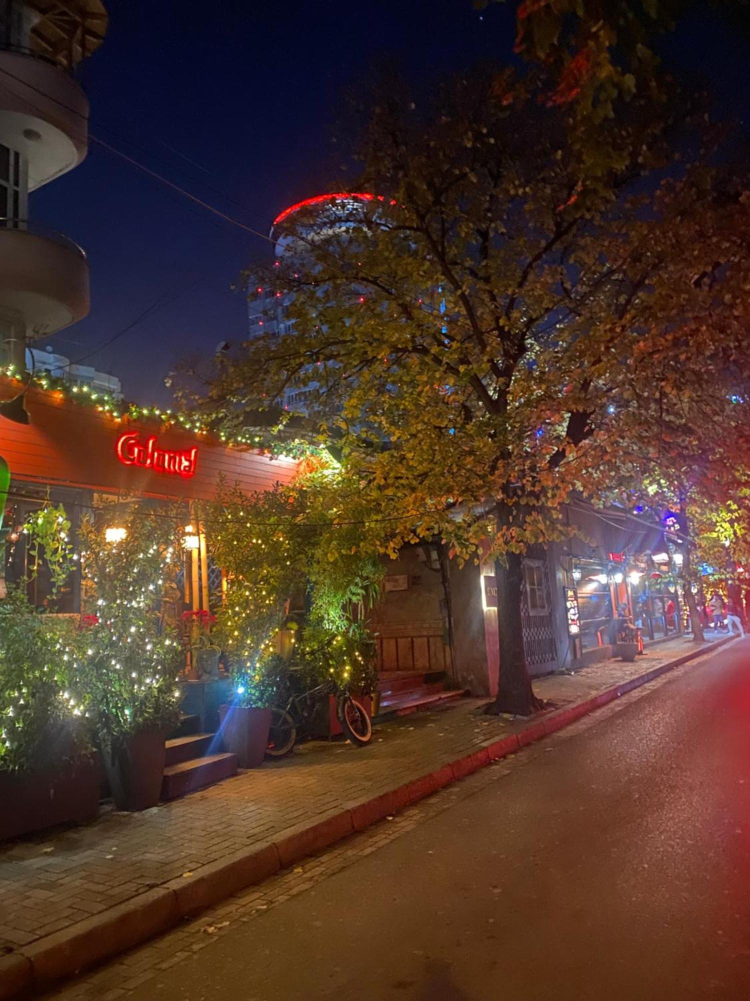 Near Me Apartments Тирана Екстер'єр фото