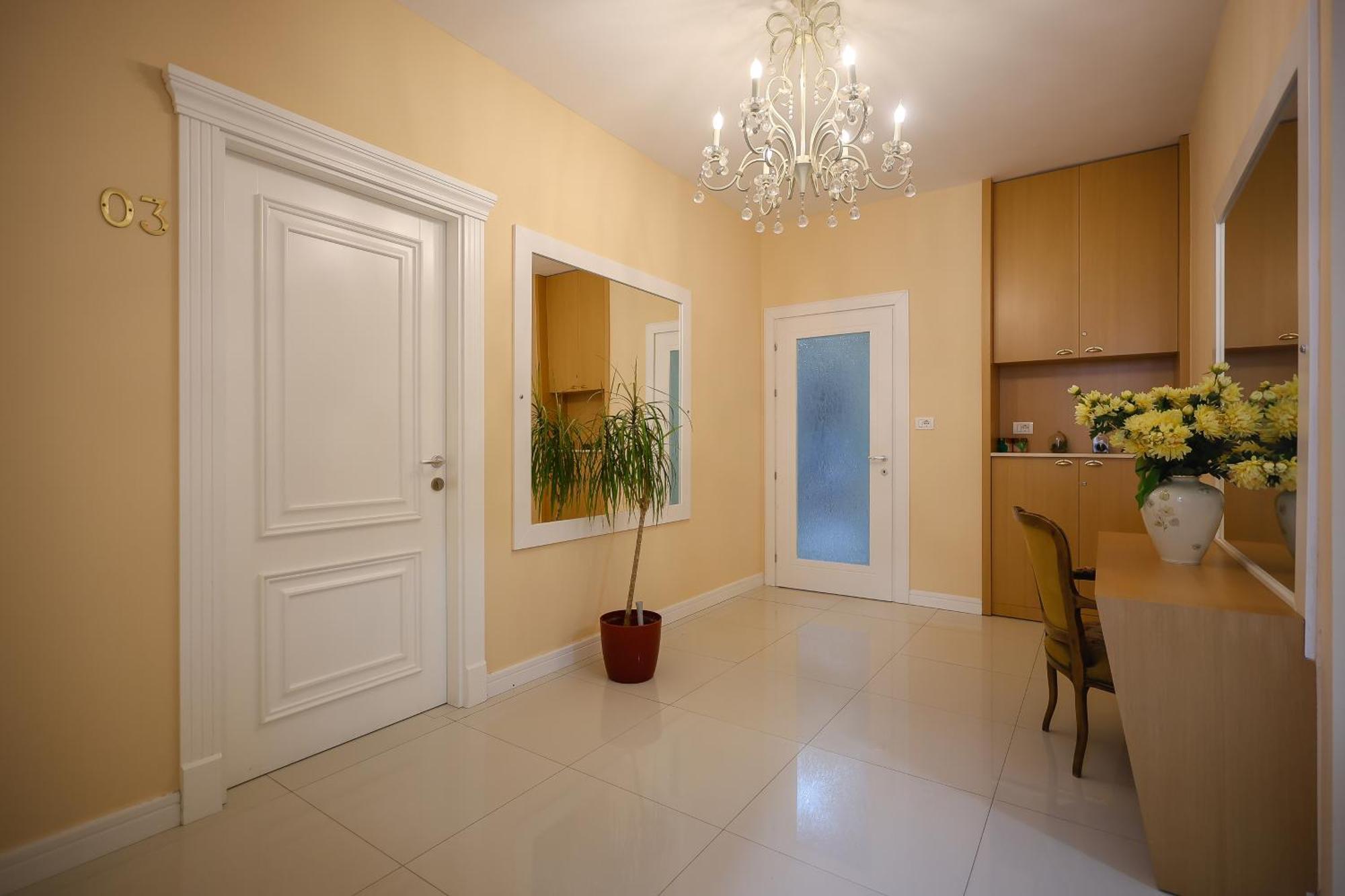 Near Me Apartments Тирана Екстер'єр фото